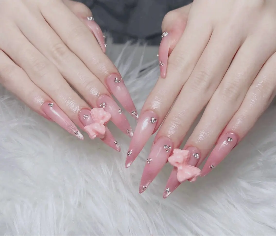 ネイル チークネイル 長さ出し フラッシュネイル フレンチネイル グラデーション ハンドネイル Lenie Nail Salonのネイルデザイン