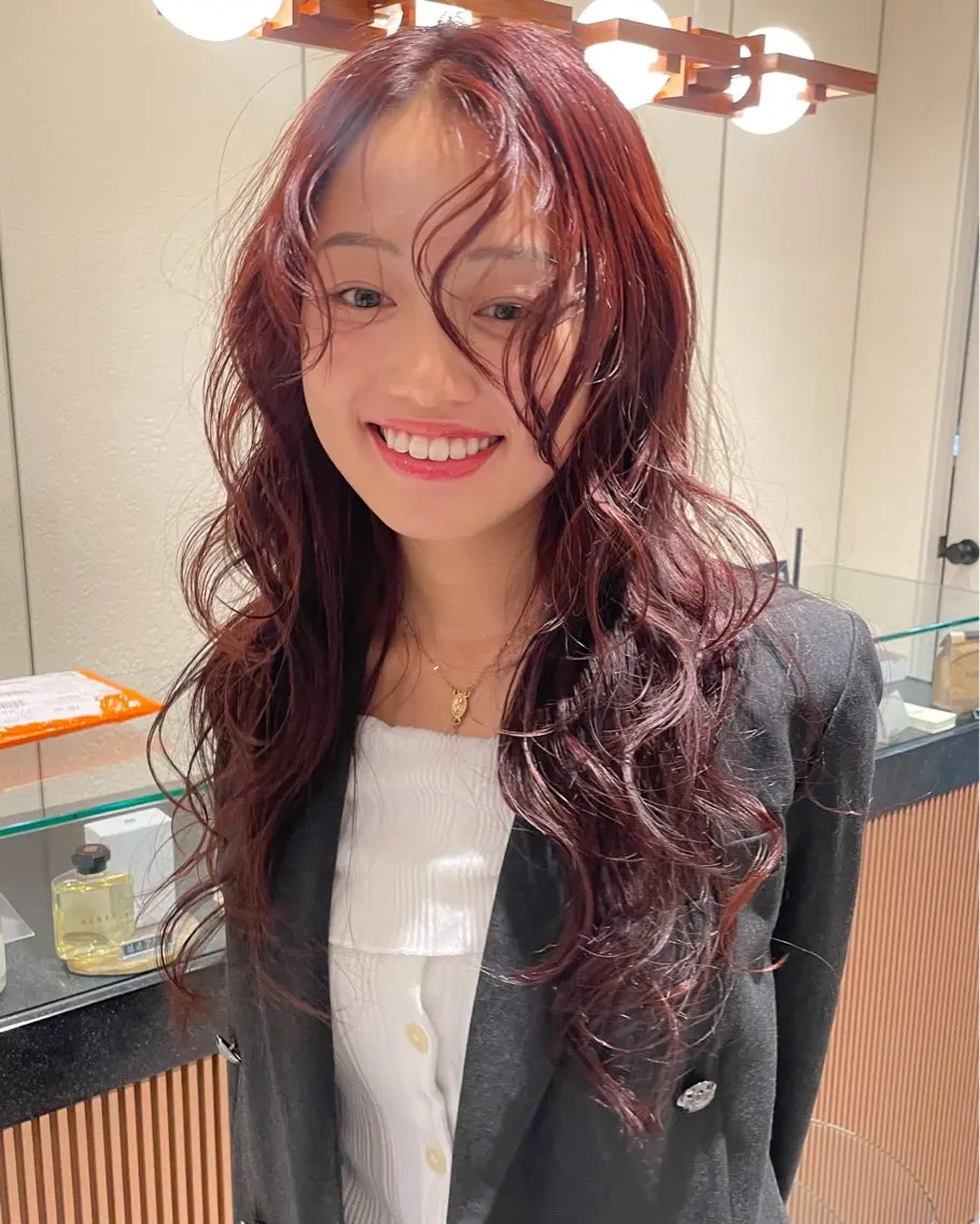 セミロング カラー ブリーチ ボルドーカラー ダブルカラー ブリーチなしカラー ハッシュカット カット ヘアカラー HIBIKI/原宿 ハッシュカット🪄のヘアスタイル