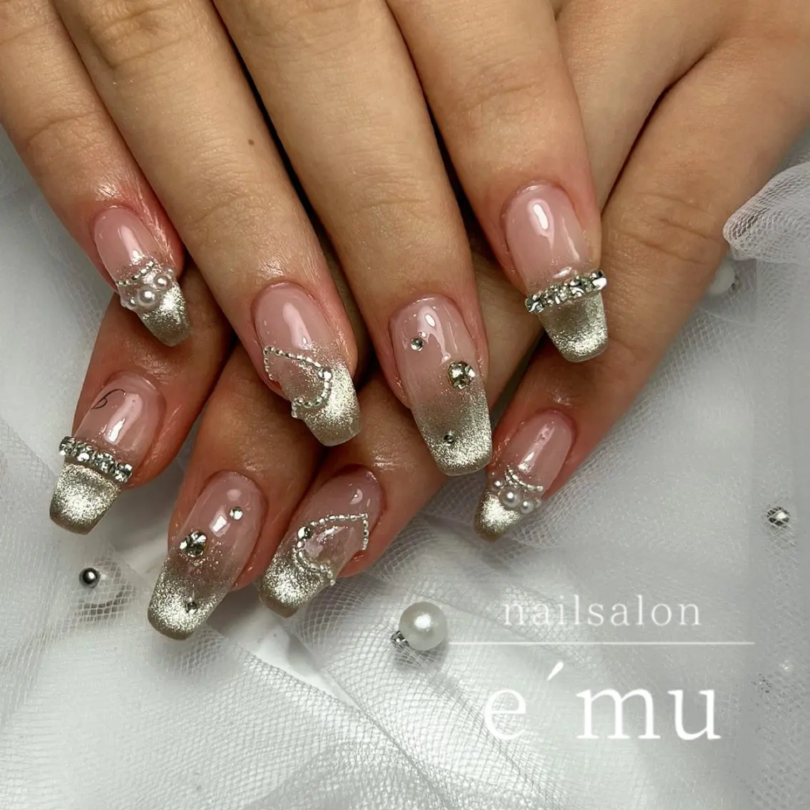 ネイル フレンチネイル マグネットネイル マグネットフレンチ ハンドネイル nailsalon e´muのネイルデザイン
