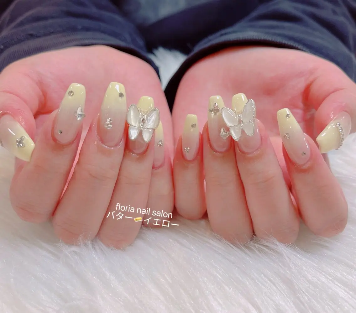 ネイル アートネイル 桜ネイル フレンチネイル ハート 韓国ネイル ハンドネイル Floria nail salonのネイルデザイン