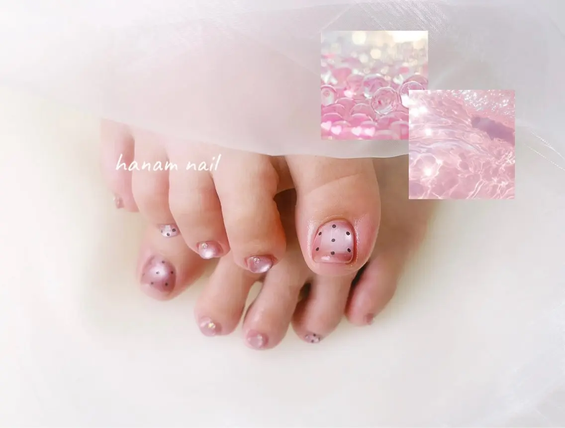 ネイル ドット マグネットネイル フットネイル hanam nail 🌿🩵ハナムネイルのネイルデザイン