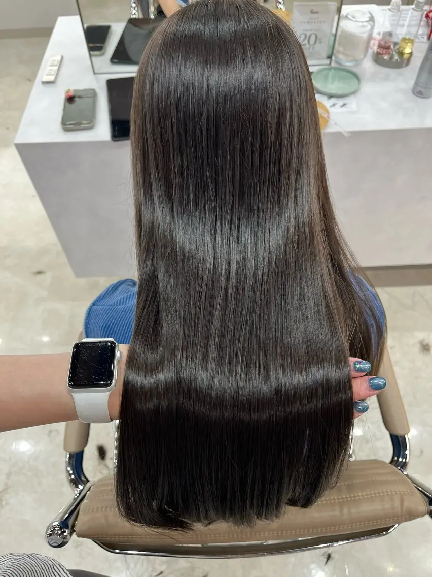 ロング カラー ブラウンカラー オリーブブラウン カット ヘアカラー トリートメント 🫧ぷる艶カラー🫧 Yuubi🦩のヘアスタイル