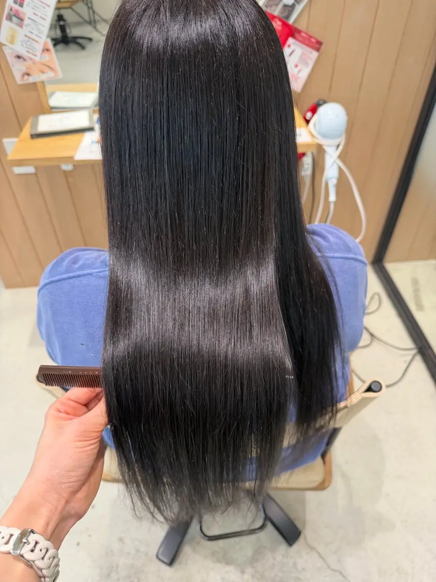 ロング カット ヘアカラー トリートメント Tamagawa Sakiのヘアスタイル