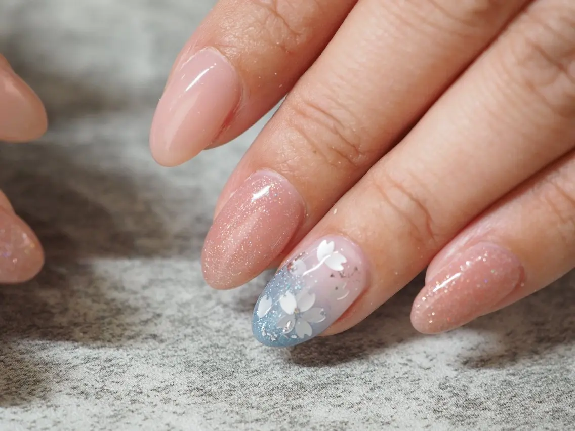ネイル ハンドネイル glaNje aoiのネイルデザイン