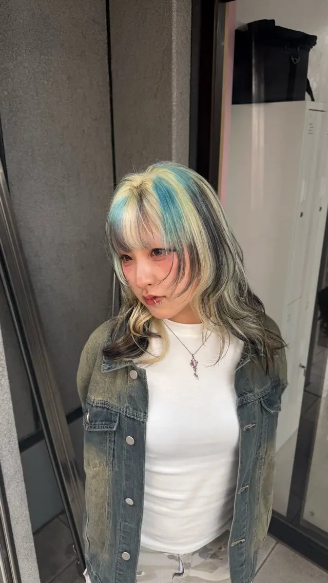 セミロング 🦋カラー得意✝︎ SEKIKAWA🦋のヘアスタイル