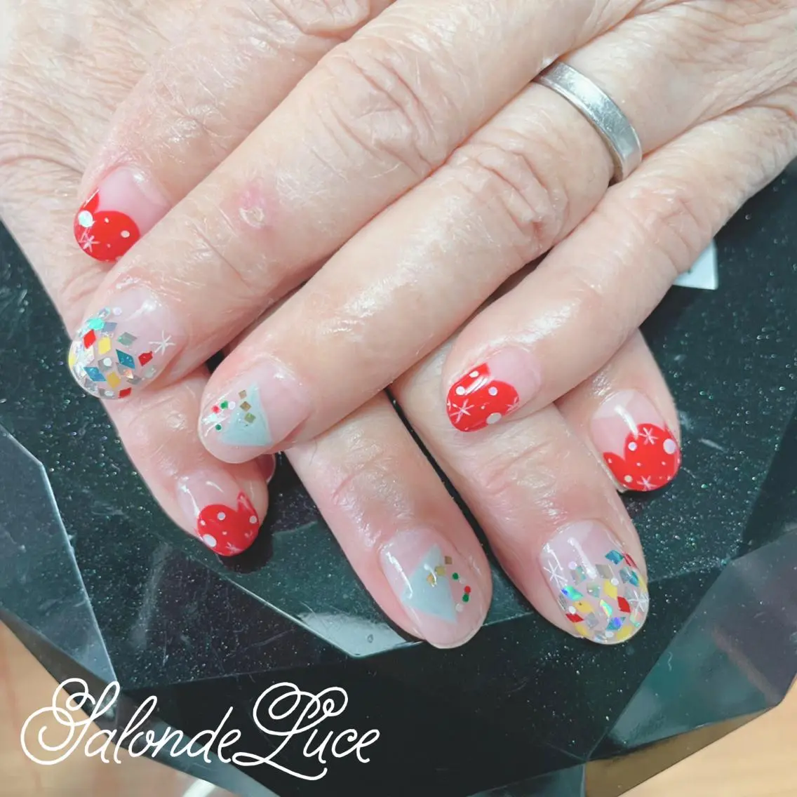 ネイル 冬ネイル クリスマス ハンドネイル Salon de Luceのネイルデザイン
