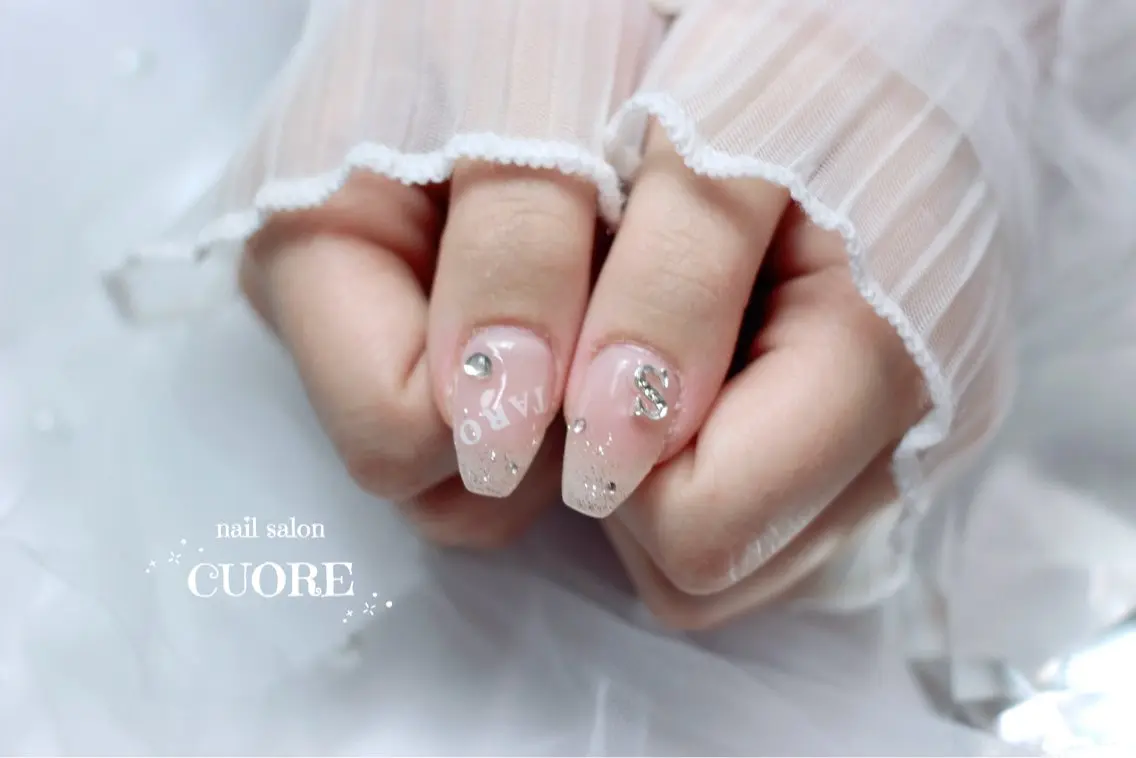 ネイル チークネイル 持ち込み リボン ハンドネイル nail salon CUOREのネイルデザイン