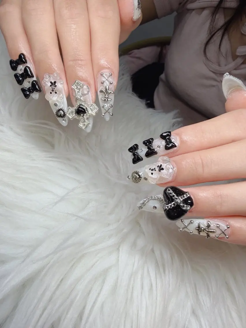 ネイル 長さ出し グラデーション 卒業式 キラキラネイル マグネットネイル ハンドネイル Lee Nailsのネイルデザイン