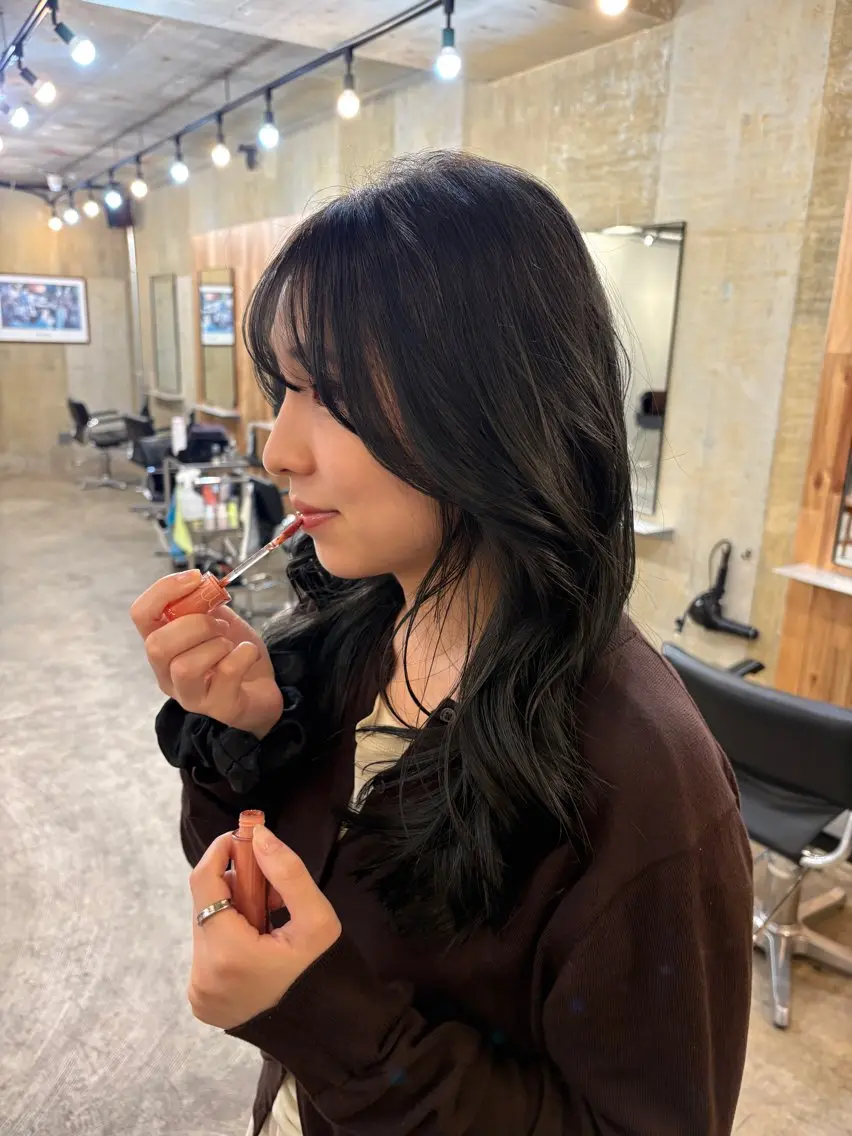 ロング ヘアカラー 柳瀬 和香奈のヘアスタイル