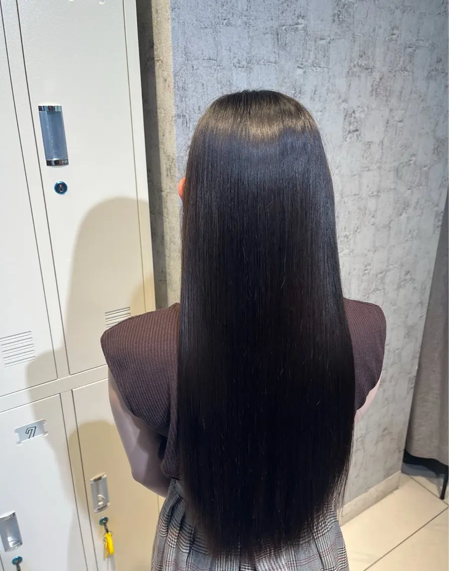 セミロング 縮毛矯正 ✨髪質改善カラー✨ ななみのヘアスタイル