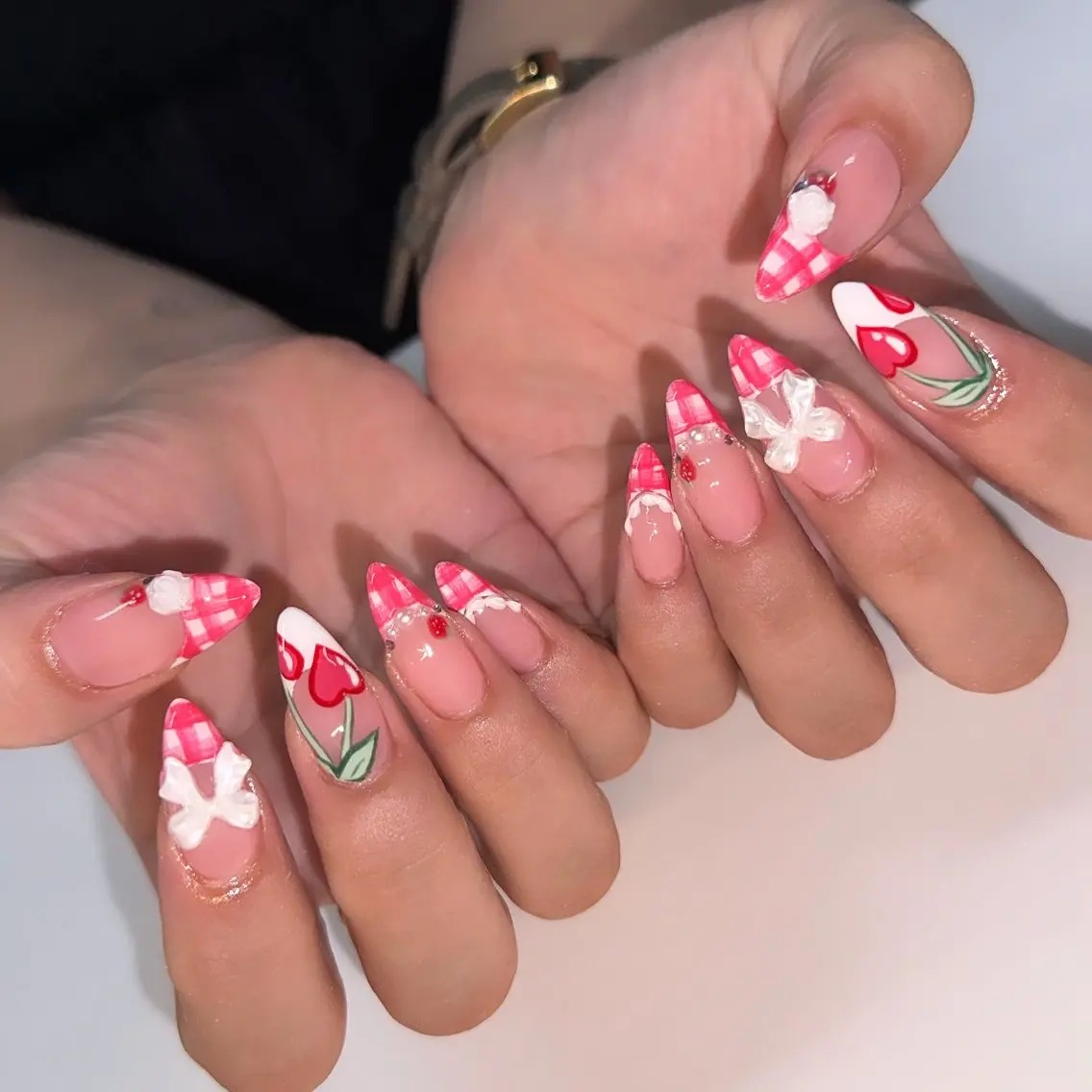 セミロング ハンドネイル 🦋Nail Amo🦋のネイルデザイン