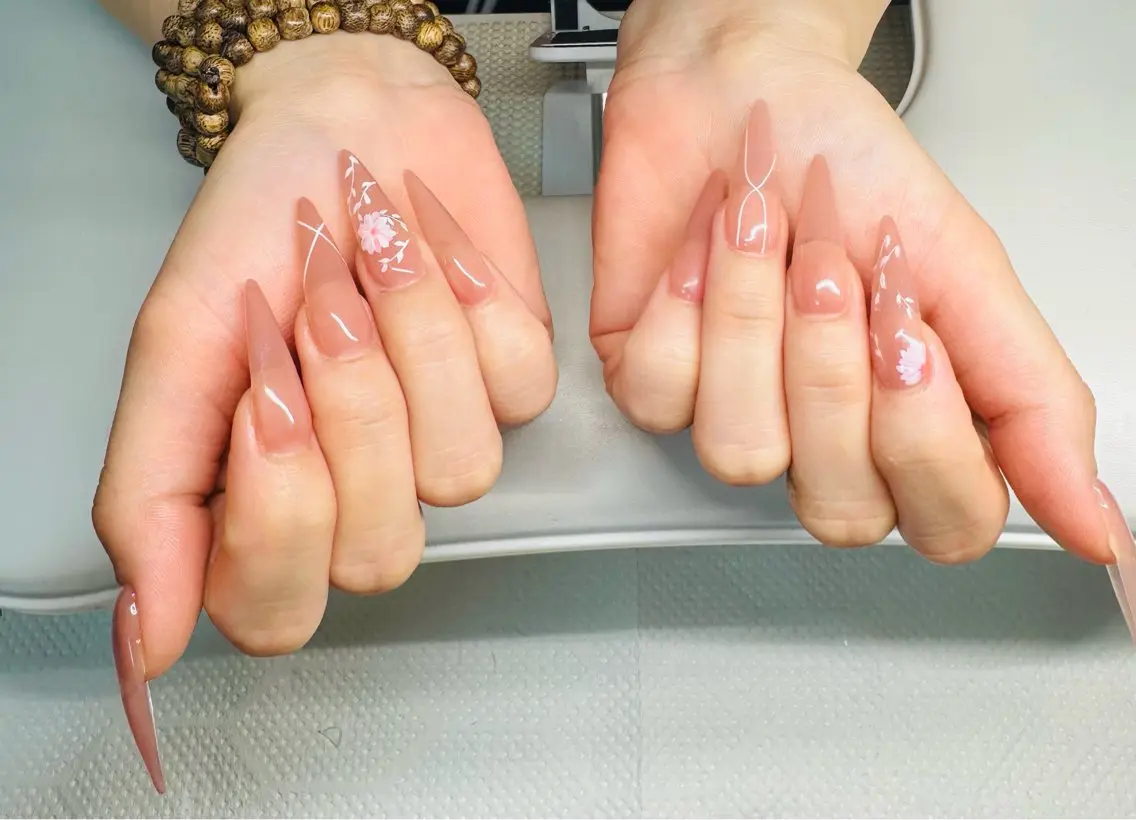ネイル ハンドネイル RINN ANA.CHUOのネイルデザイン