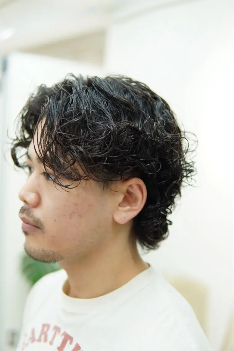 ミディアム パーマ メンズ カット パーマ トリートメント メンズパーマ特化 カバヤマ　リョウのヘアスタイル