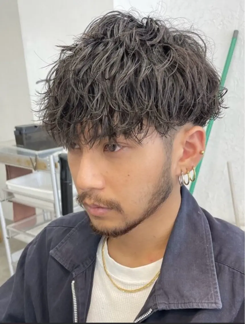 パーマ メンズ メンズパーマ ツイストスパイラルパーマ スパイラルパーマ カット パーマ メンズ/シャドウ/ 波巻き/kyogoのヘアスタイル