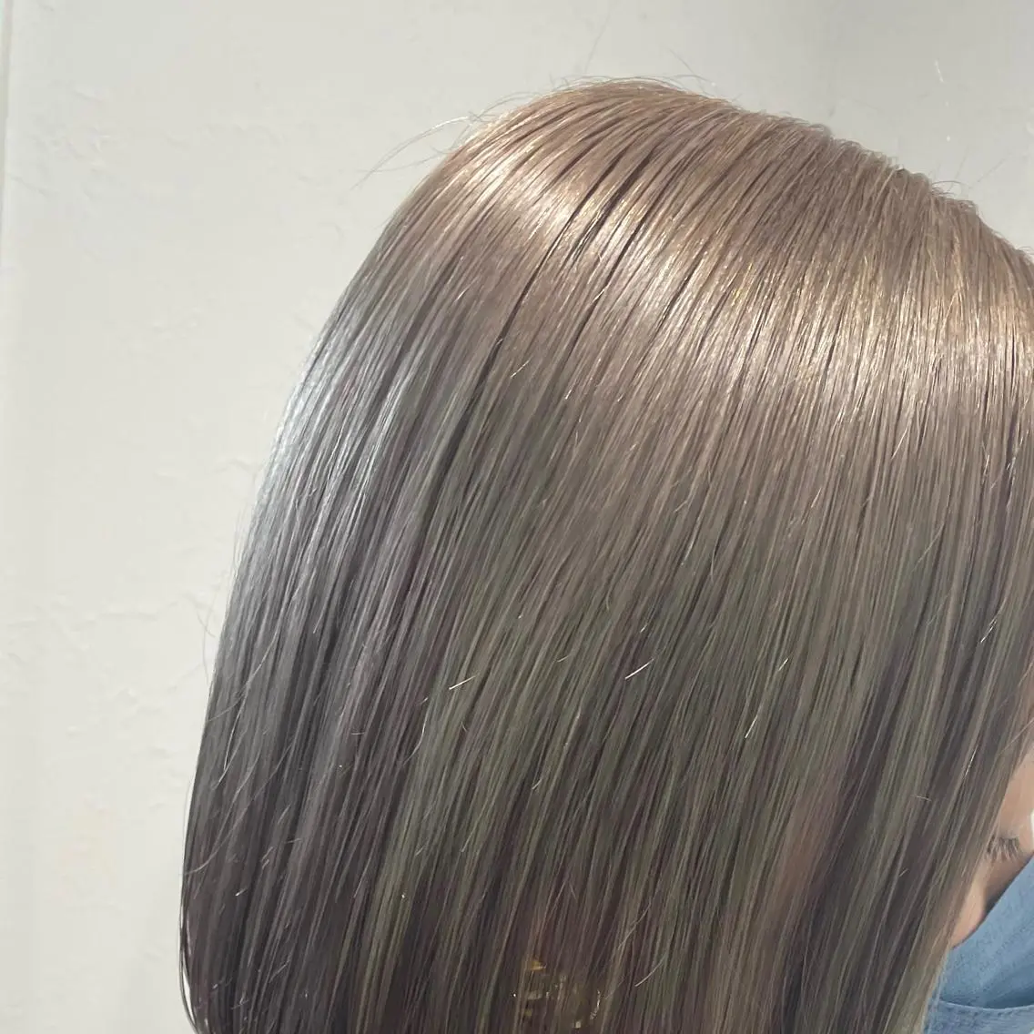 ミディアム カラー shiho .のヘアスタイル