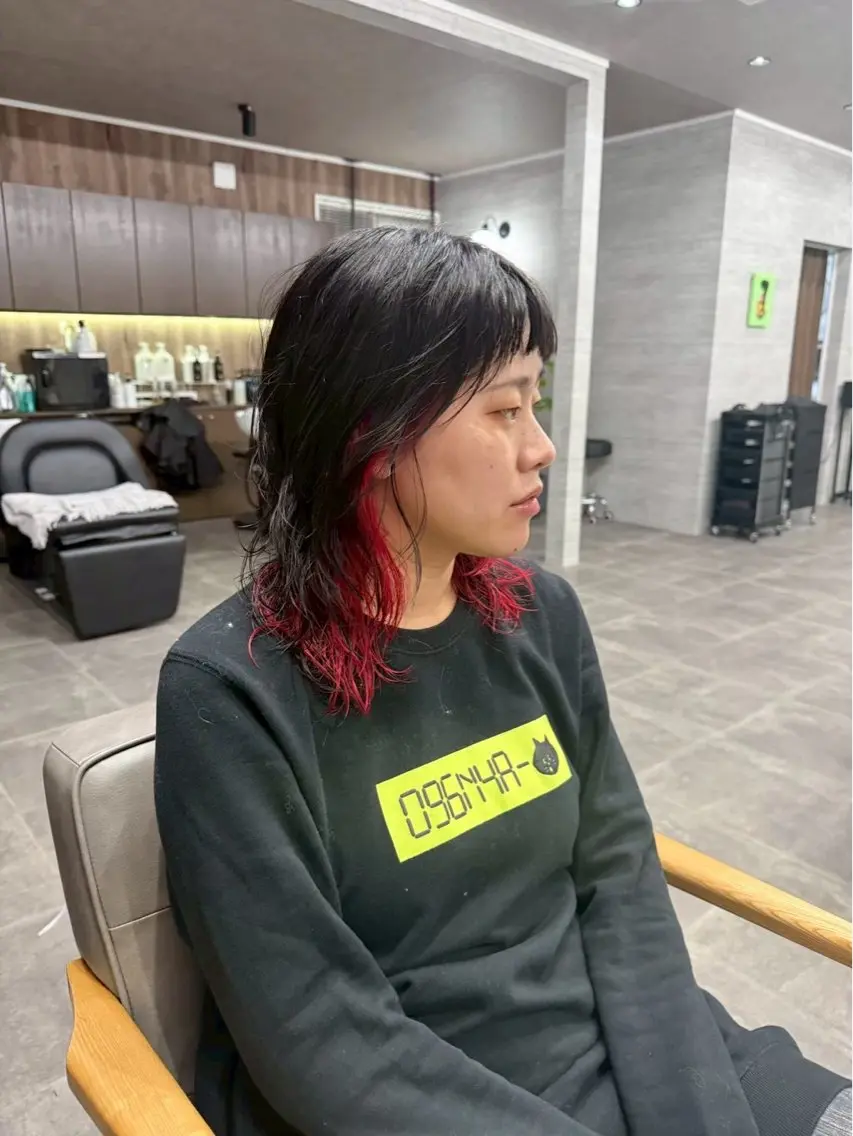 ミディアム カラー パーマ ミディアムパーマ 髪質改善 カット ヘアカラー パーマ トリートメント 佐々木 愛実のヘアスタイル