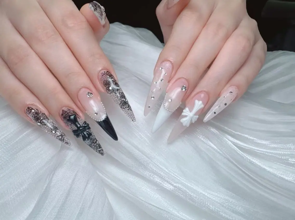 ネイル ENsalon AKIRAのネイルデザイン