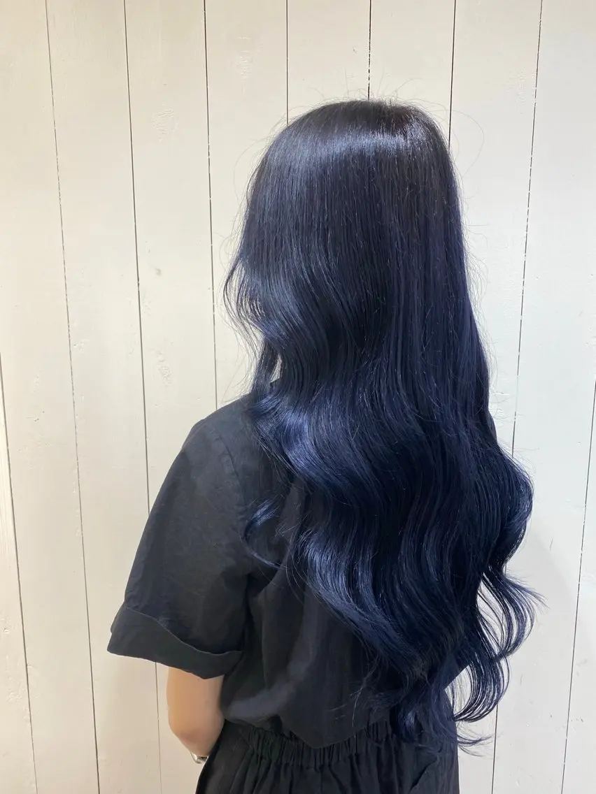 カラー Carrefour OHANAのヘアスタイル