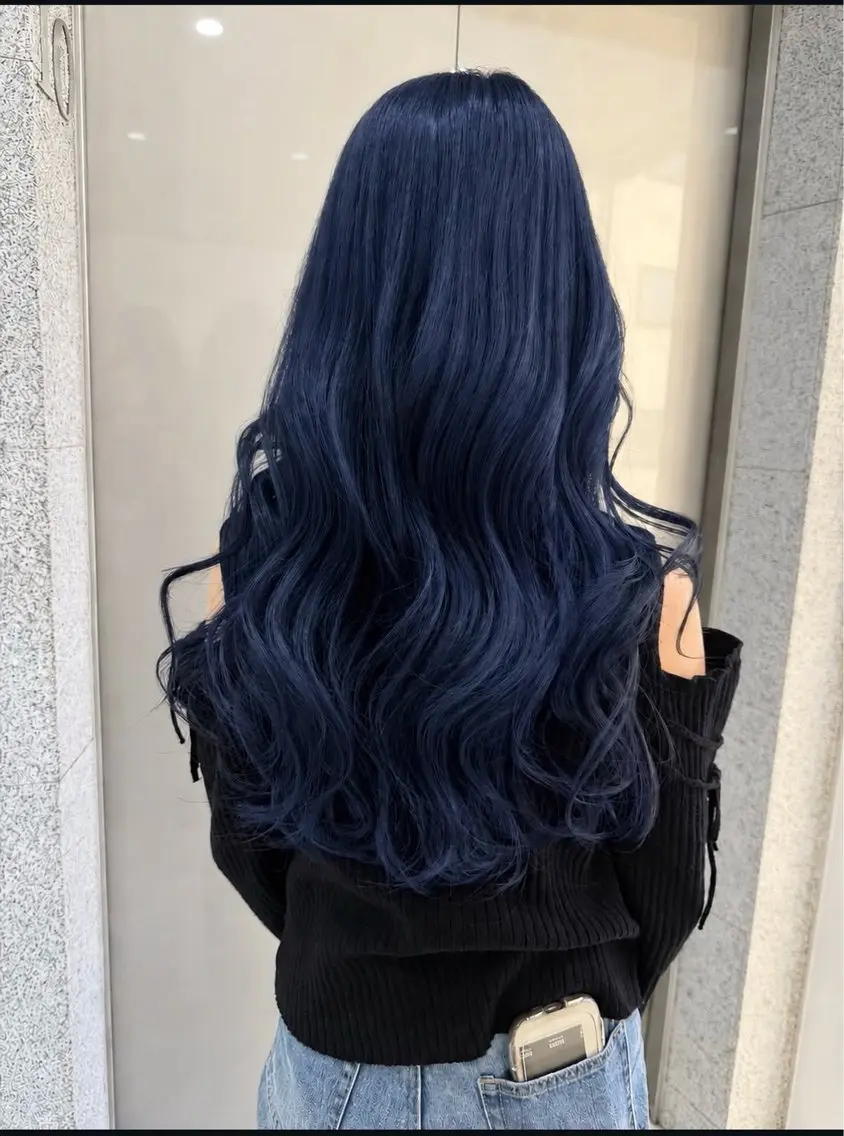 ロング カラー ブルーカラー ヘアカラー 美容室SHIAN ひかる🐥⸒⸒のヘアスタイル