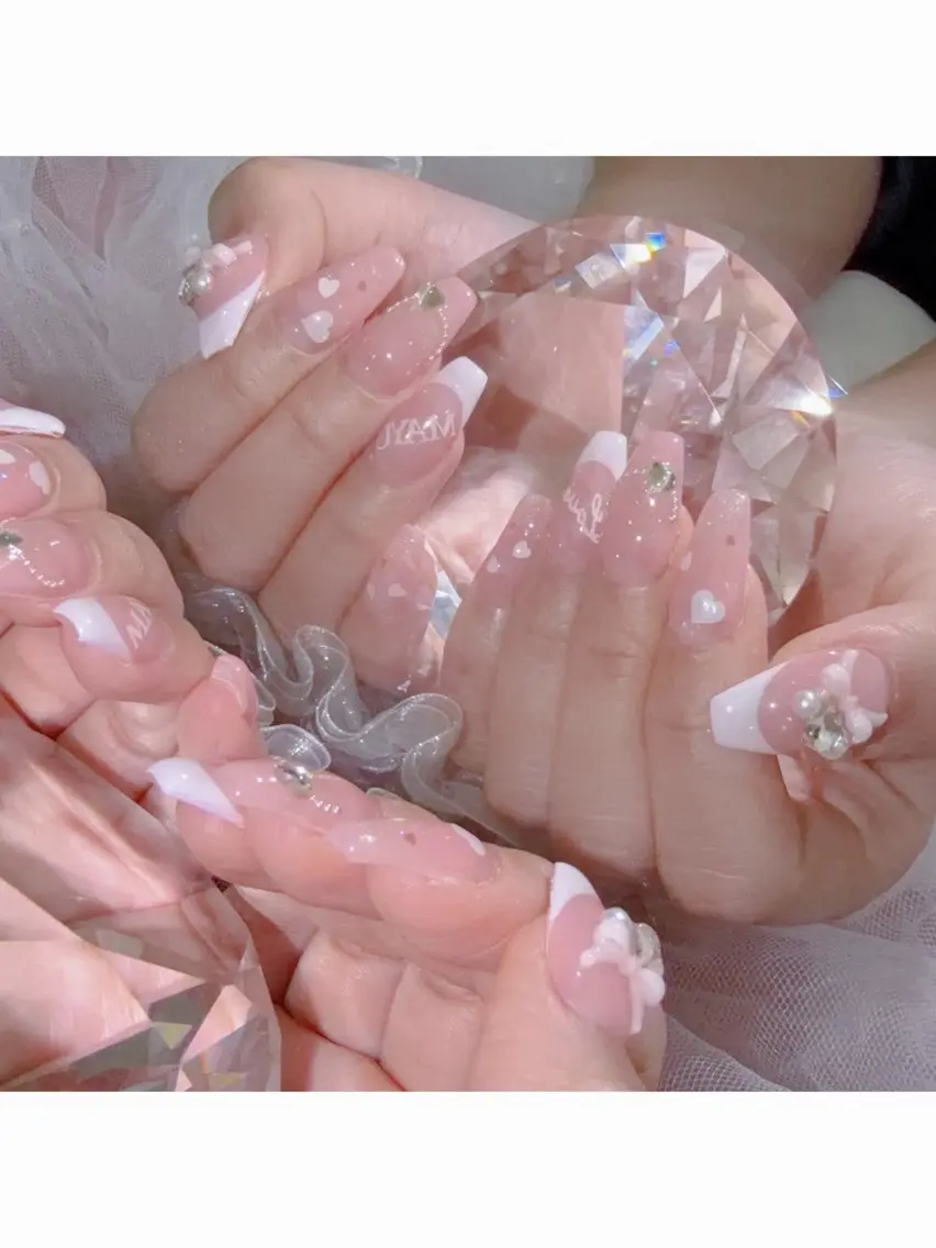 ネイル ハンドネイル CARAT/ Rinaのネイルデザイン
