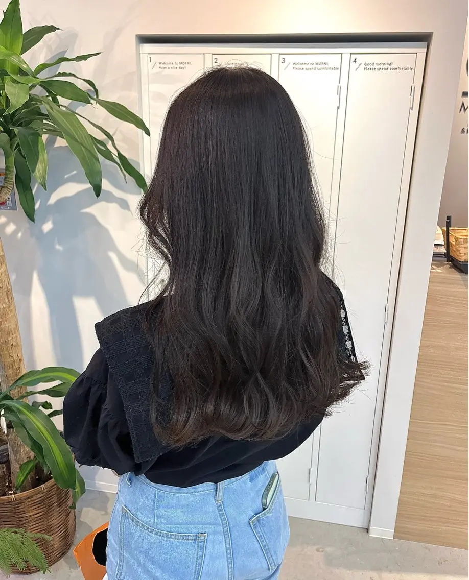 ロング カラー オリーブグレー 神原 茉依🩰🪩のヘアスタイル
