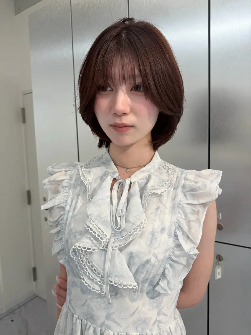 ミディアム カラー ベージュカラー ブリーチ ブラウンカラー ケアブリーチ デザインカラー カット ヘアカラー 縮毛矯正 トリートメント TATSUハイトーン ミルクティーベージュのヘアスタイル