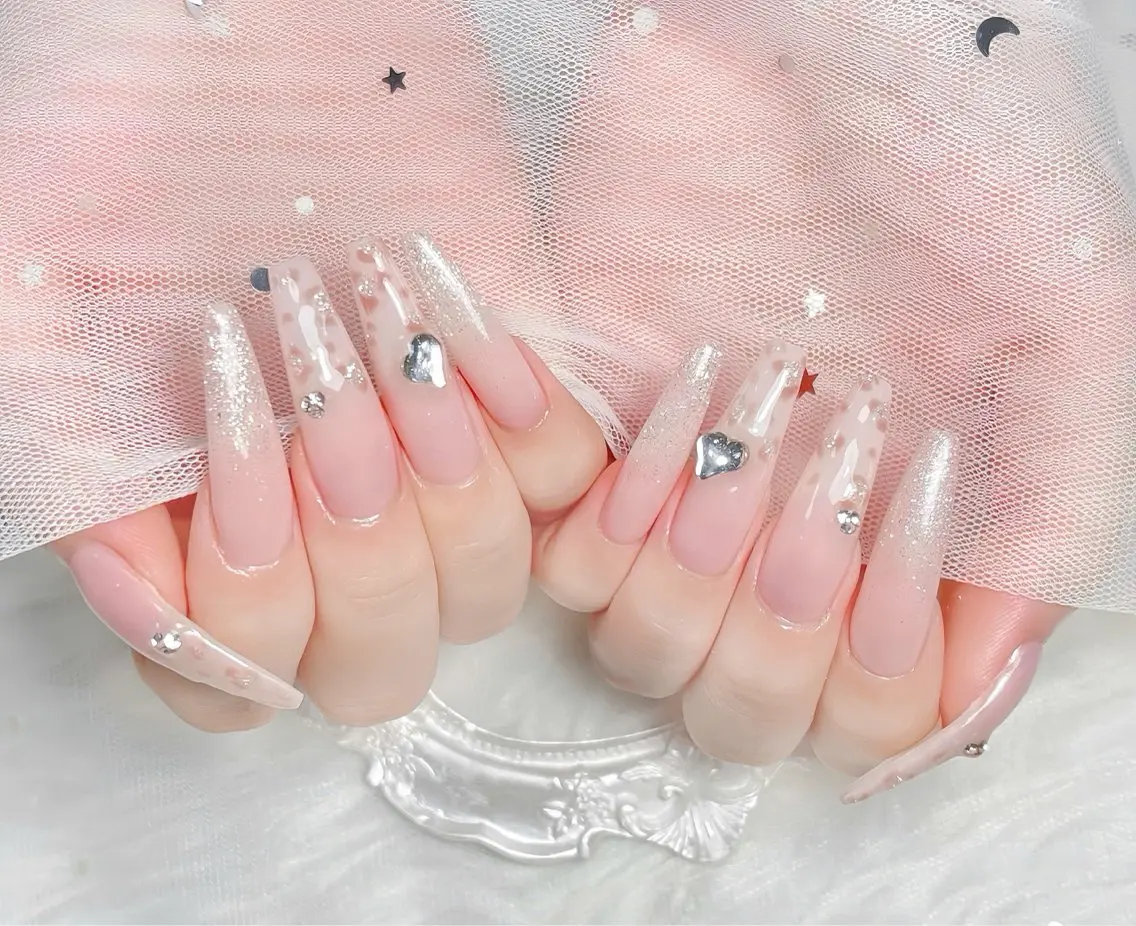 ネイル Rin Hana Nailのネイルデザイン