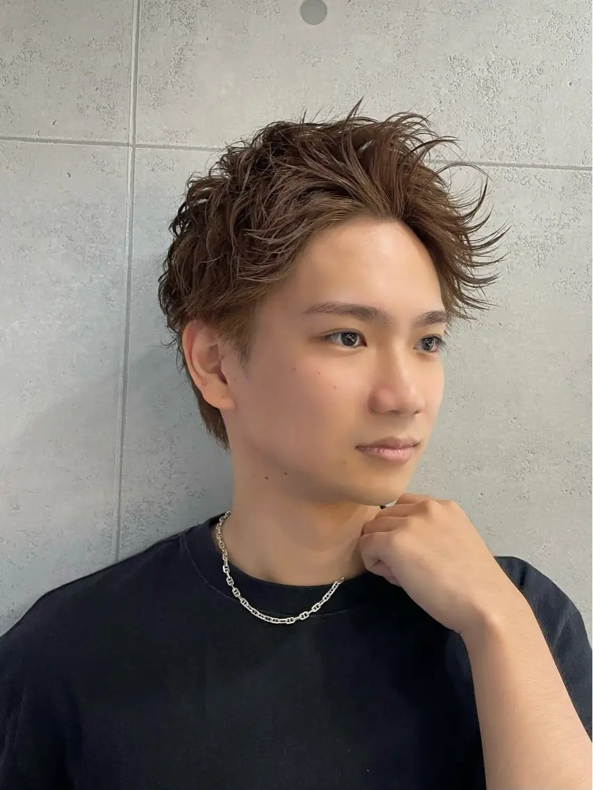 ショート メンズ スパイキーショート ショートヘア 工藤 綾華のヘアスタイル