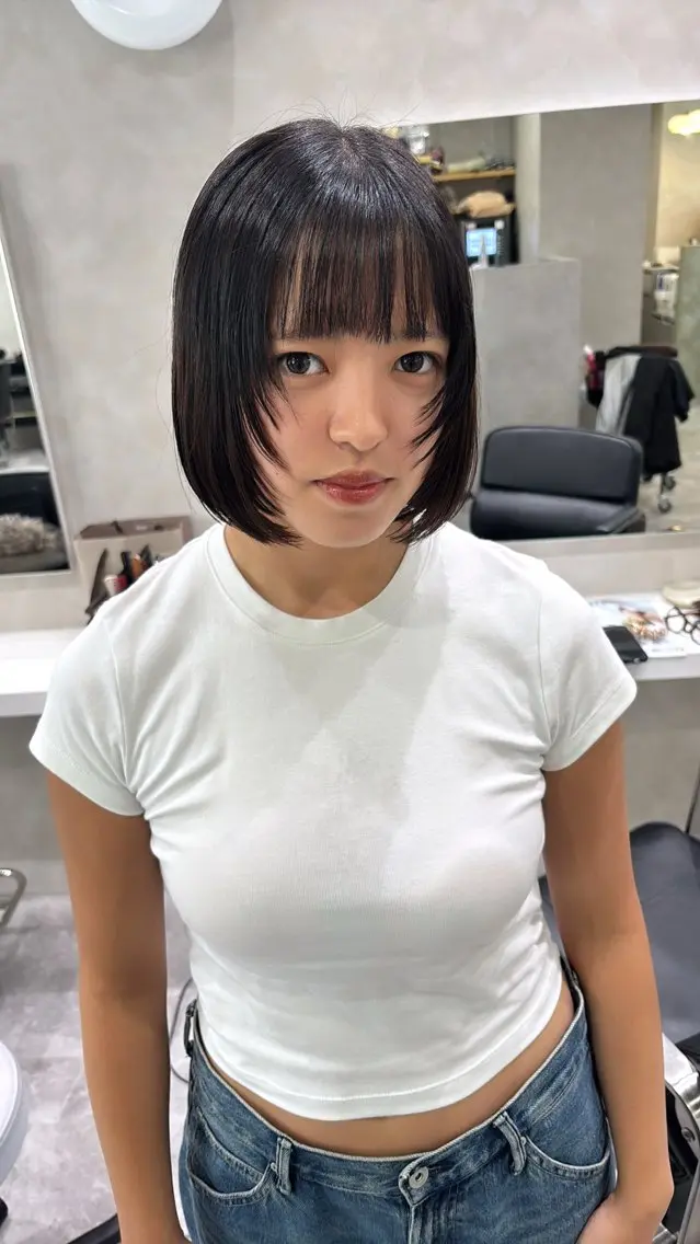 ミディアム 顔周りカット ブリーチ🥣⌇ケア⌇ 🎨mana🎀のヘアスタイル