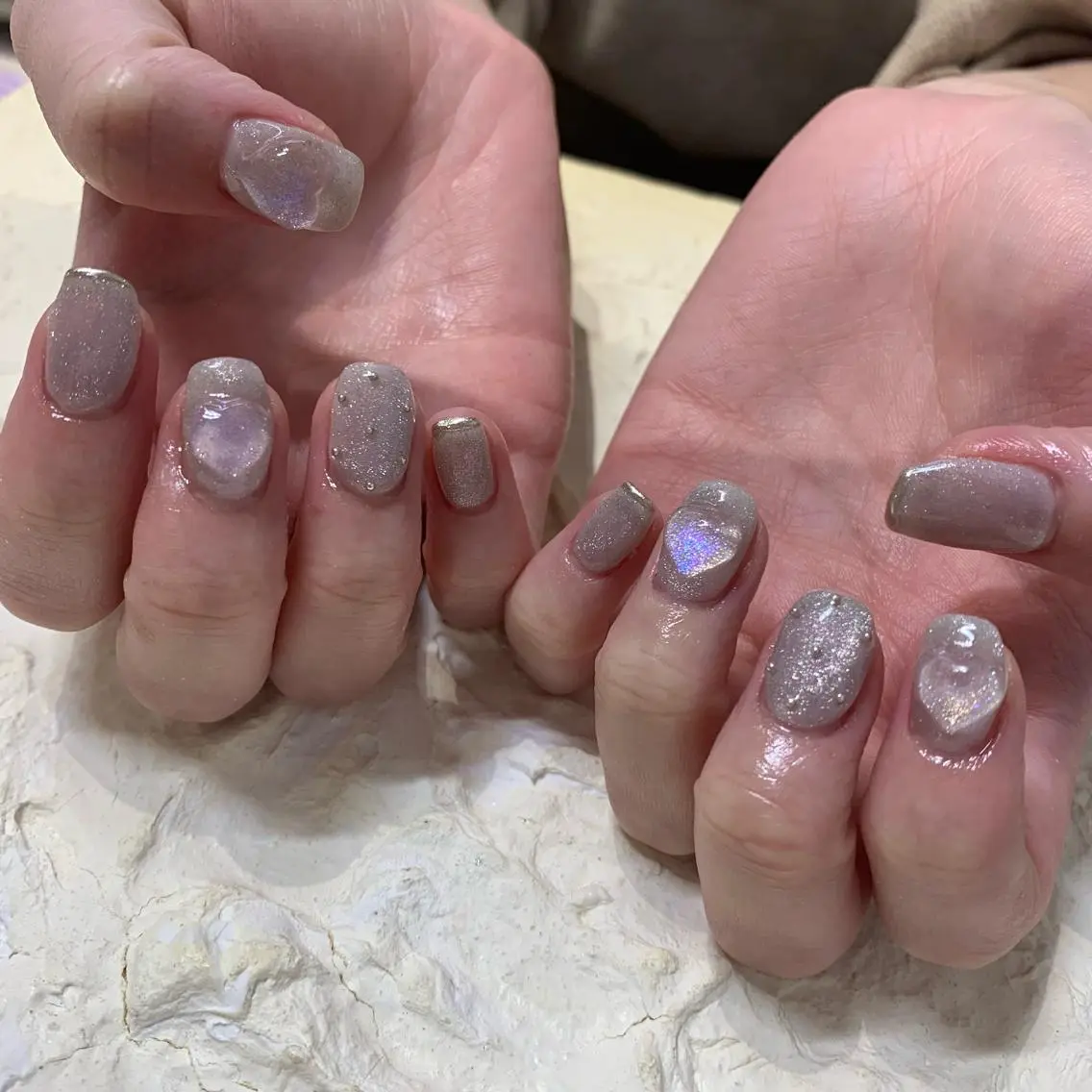 ネイル ハート キラキラネイル マキノ ユイのネイルデザイン
