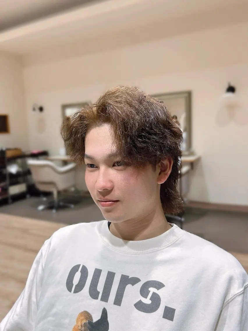メンズ ヘアカラー 小島 瑚白のヘアスタイル
