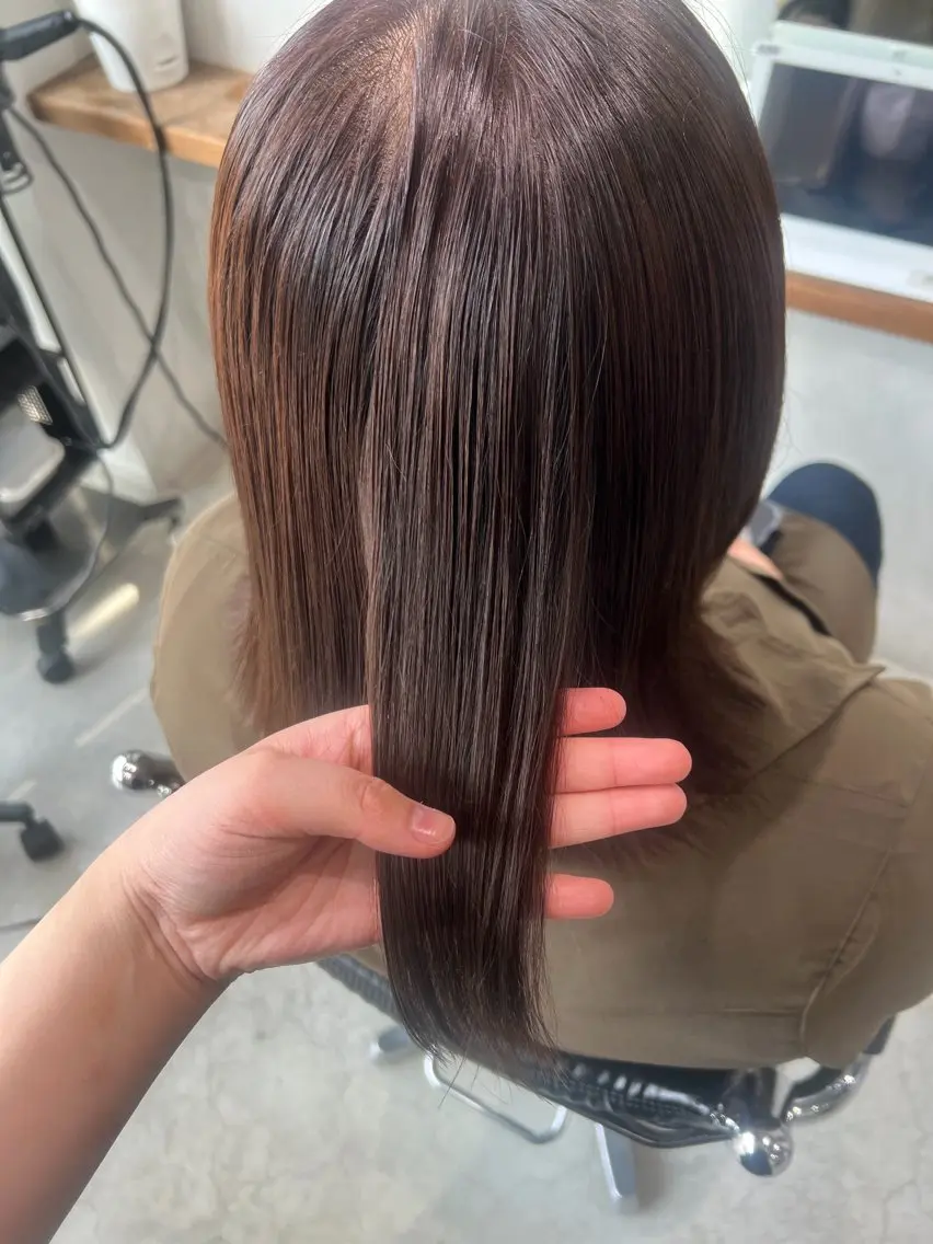 ミディアム カラー 高田 菜々美のヘアスタイル