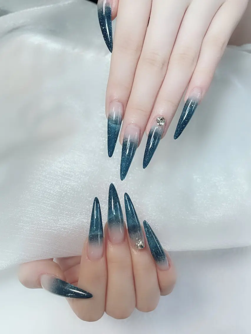 ネイル ワンカラーネイル ネイルチップ Amina nail salonのネイルデザイン