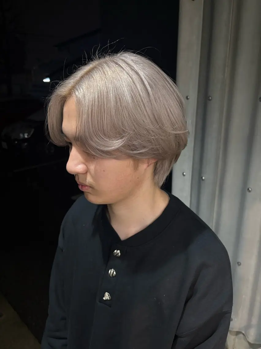 ブリーチ+カラー/毛髪強化トリートメント⭐️の写真