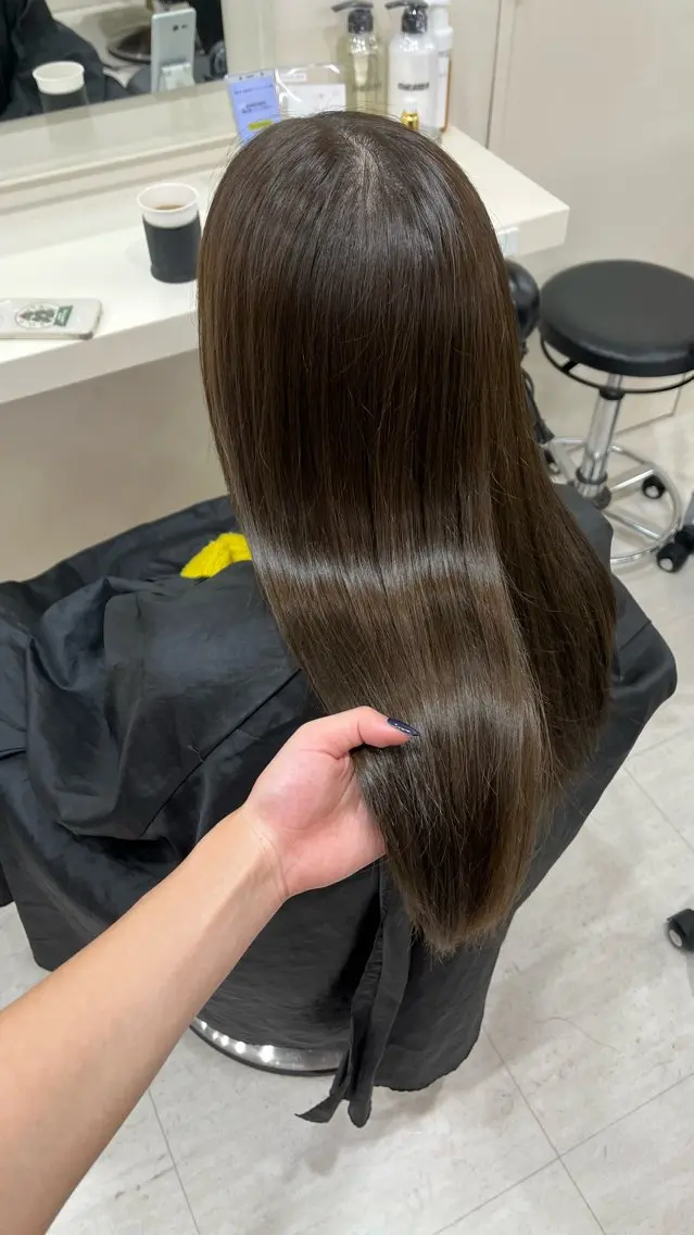 ロング カラー ベージュカラー グレージュ オリーブグレージュ オリーブグレー 髪質改善 大人上品ベージュ 🎀HARUNAのヘアスタイル