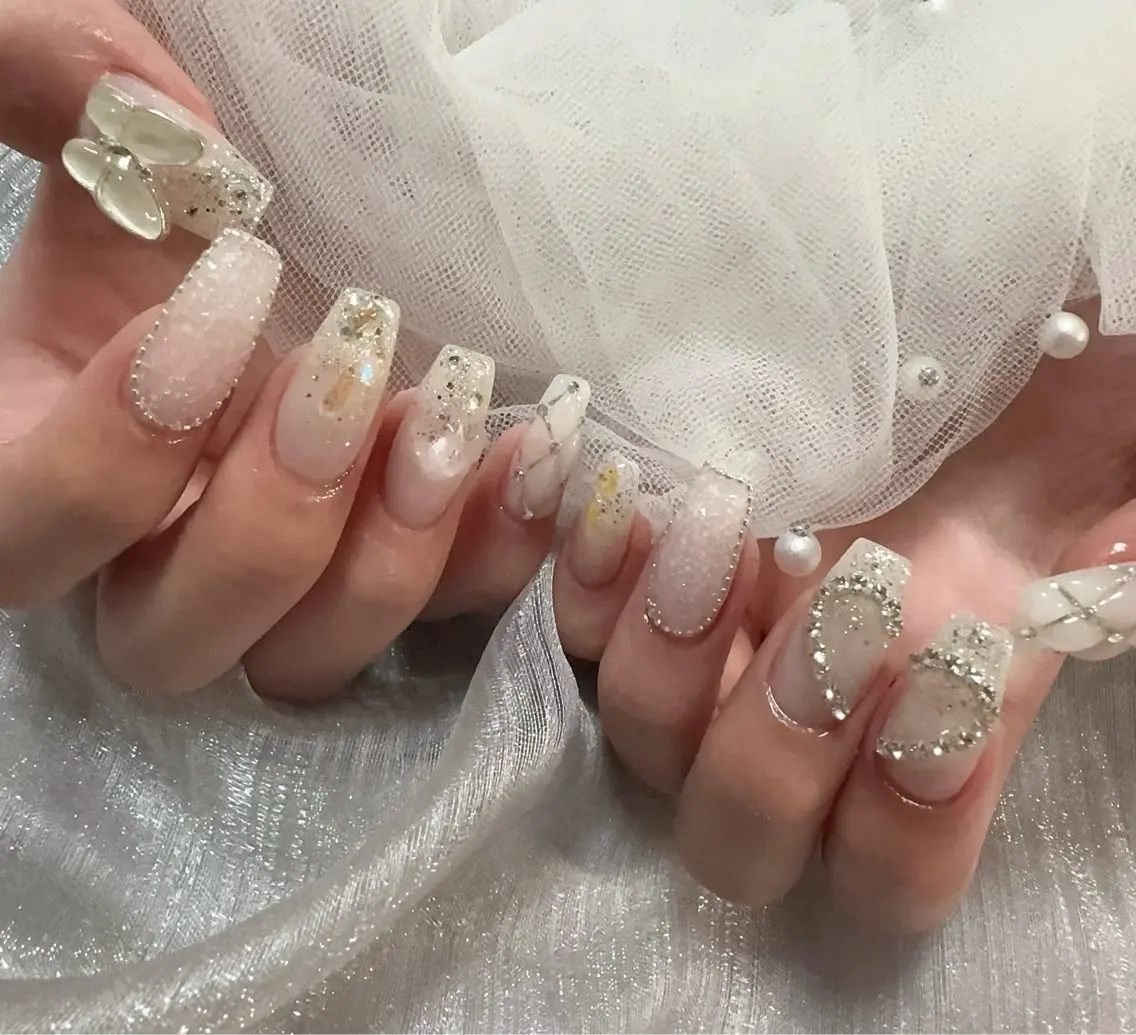 ネイル ハンドネイル ＆ME アンドミーのネイルデザイン