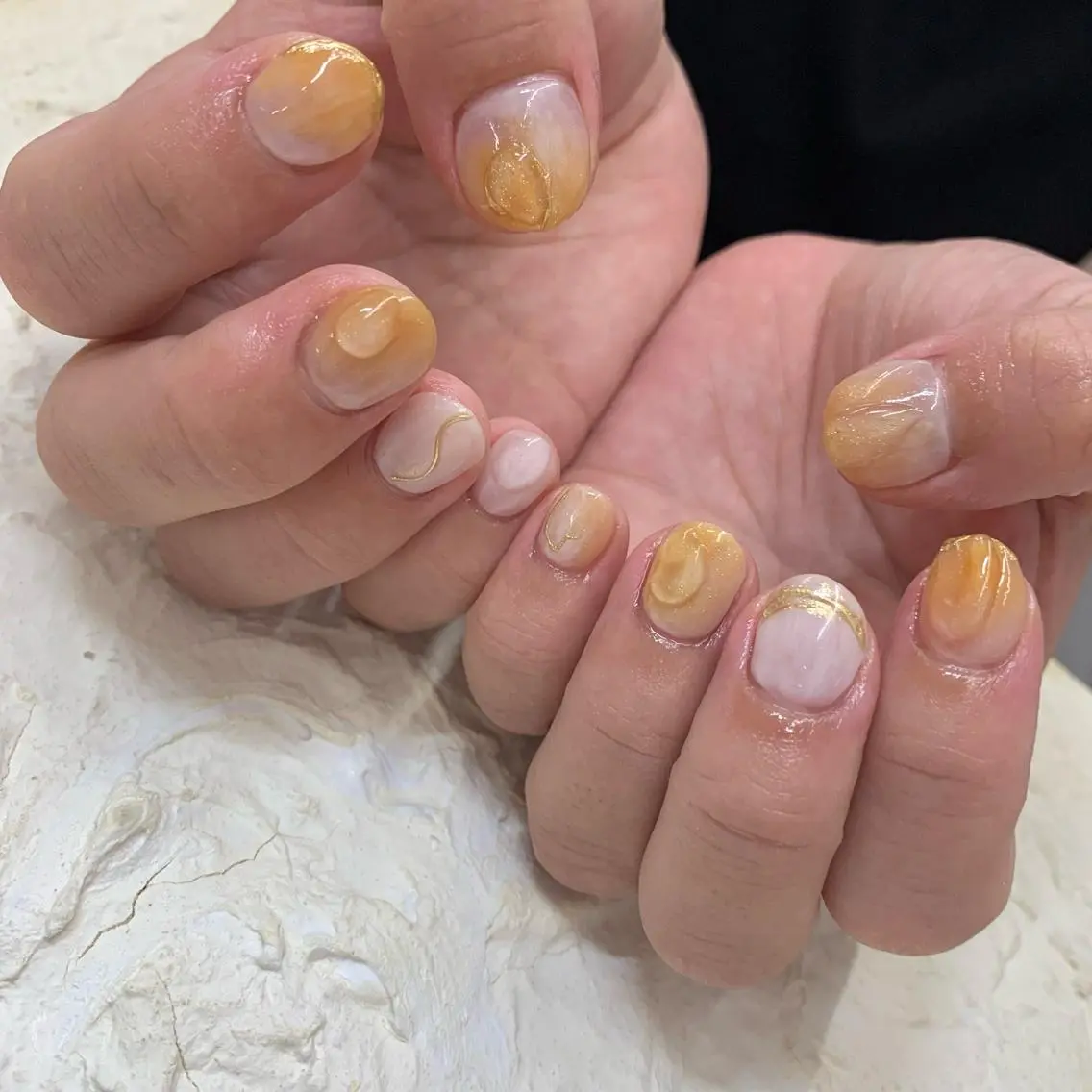 ネイル オレンジ マキノ ユイのネイルデザイン