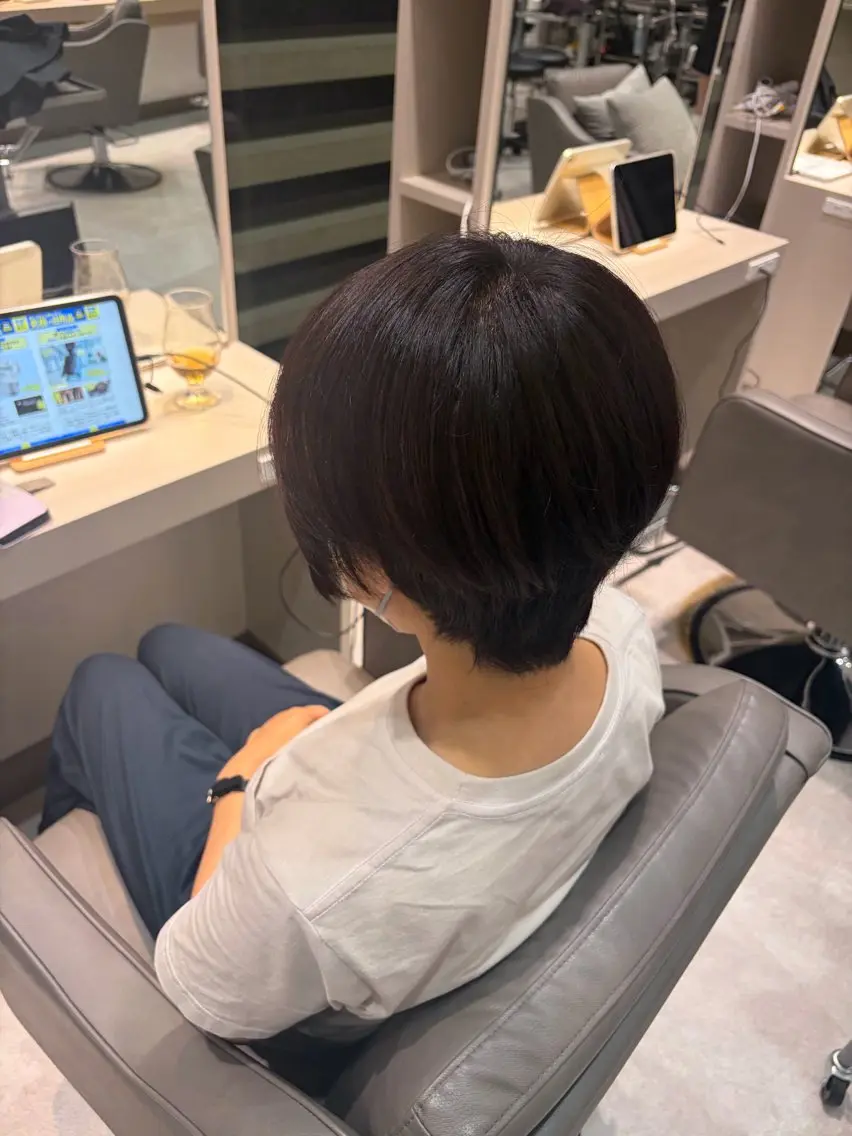 🩶グレーカラー(白髪染め)🌟全体カラーしたい方限定🌟➕プレミアムトリートメント🩶の写真