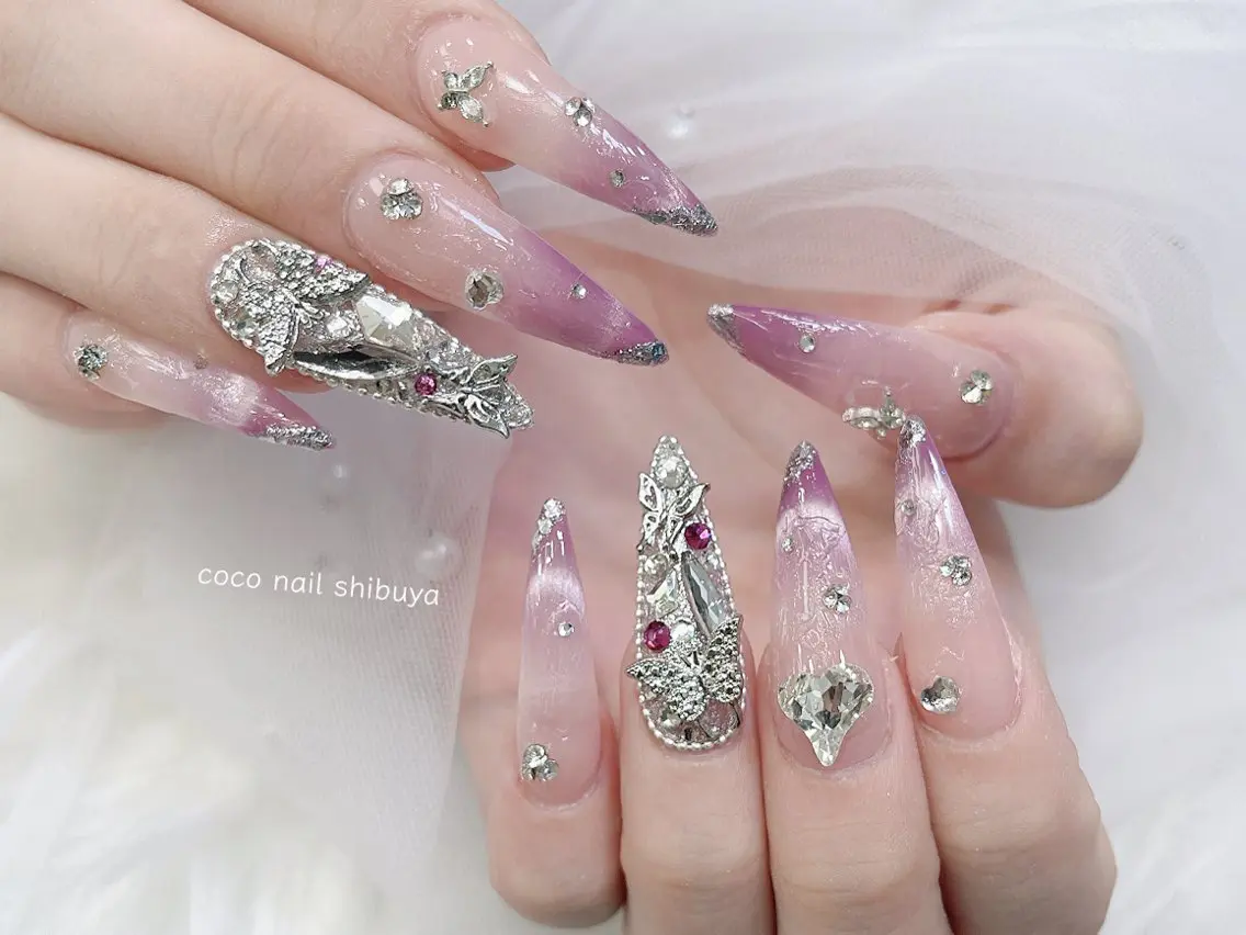 ネイル 長さ出し 韓国ネイル ロングネイル 持ち込み スーパーロングネイル ハンドネイル CoCo Nail 長さ出し専門店のネイルデザイン