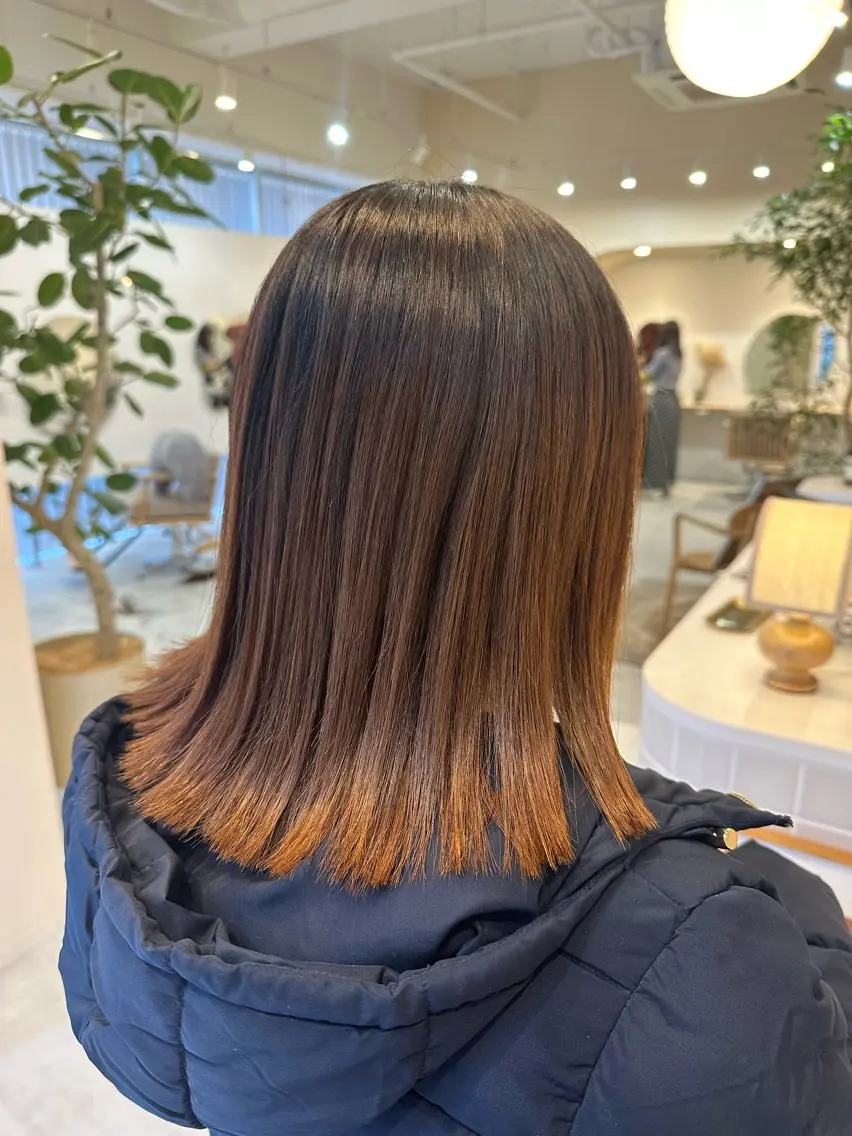 ミディアム 外ハネヘア 寺田 彩芽のヘアスタイル
