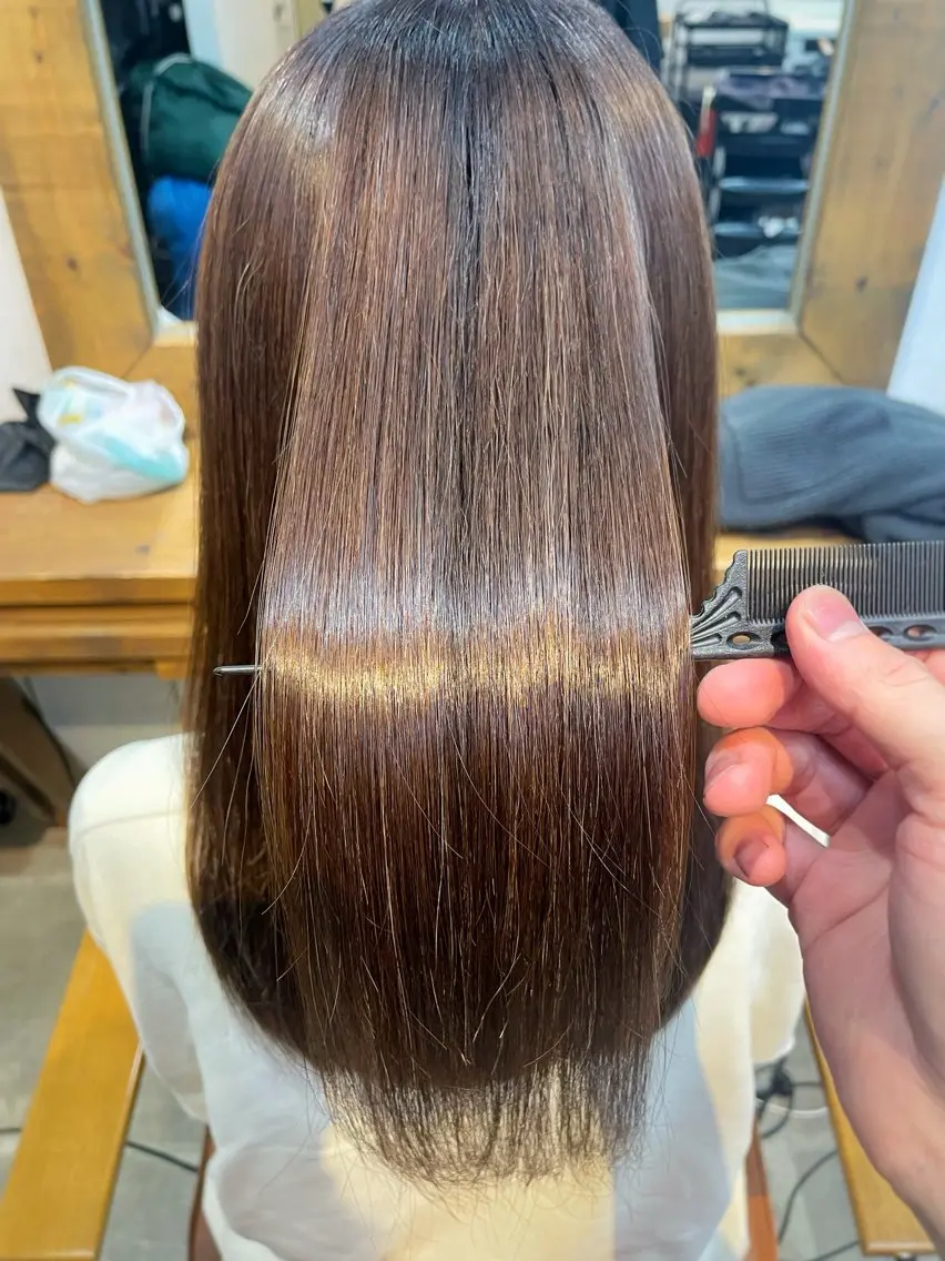 セミロング レディースカット 川添佑斗のヘアスタイル