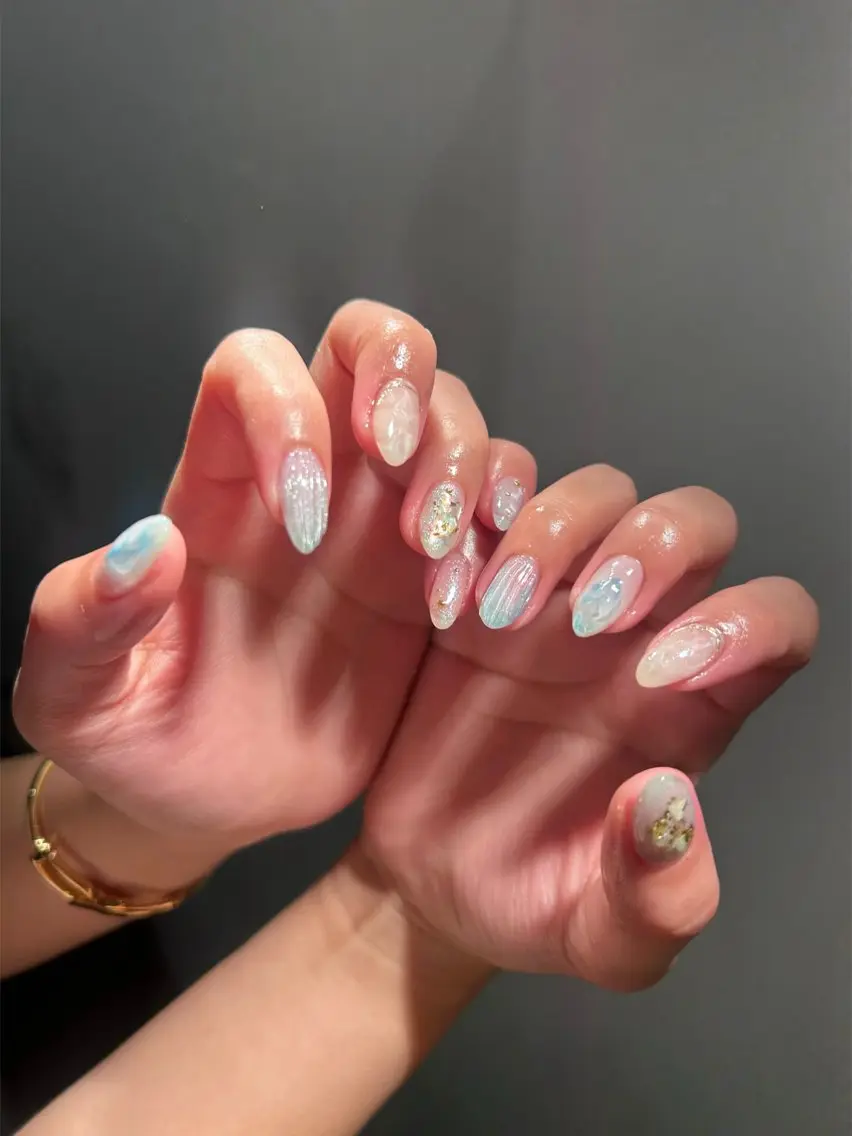ネイル ニュアンスネイル oddjobs yurina ‪のネイルデザイン