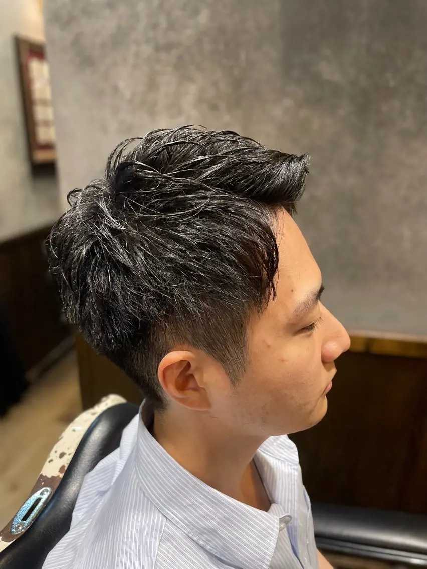 ヘアアレンジ メンズ 京都フェードカット 田嶋勇祐のヘアスタイル