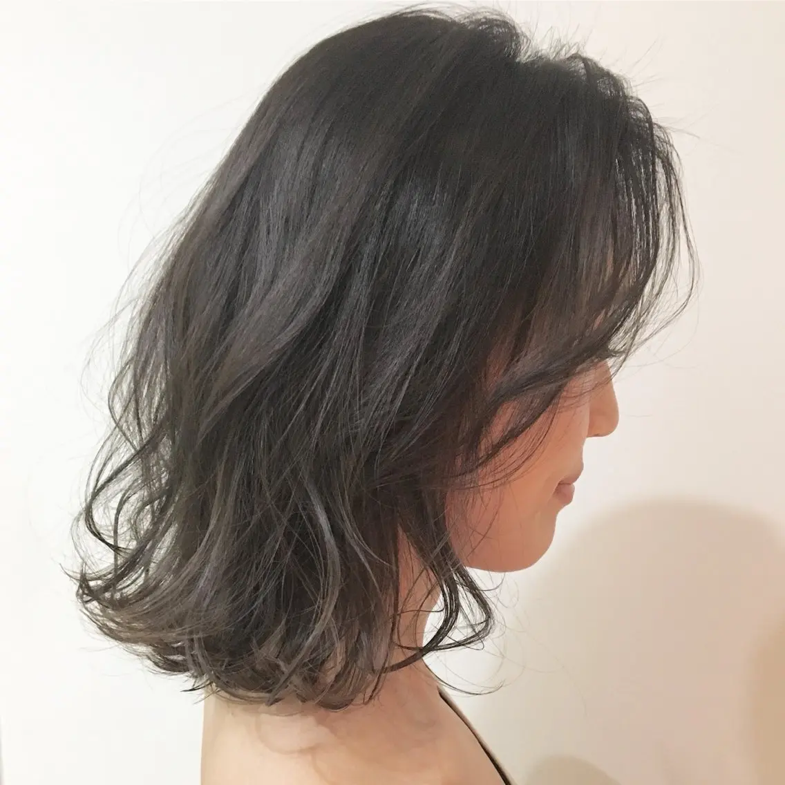 ミディアム カラー 水野 恵里加のヘアスタイル