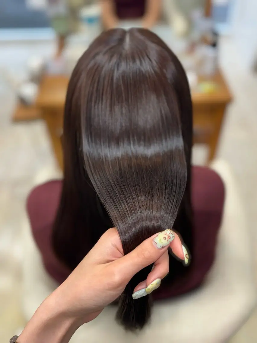 セミロング 江副 朱星のヘアスタイル