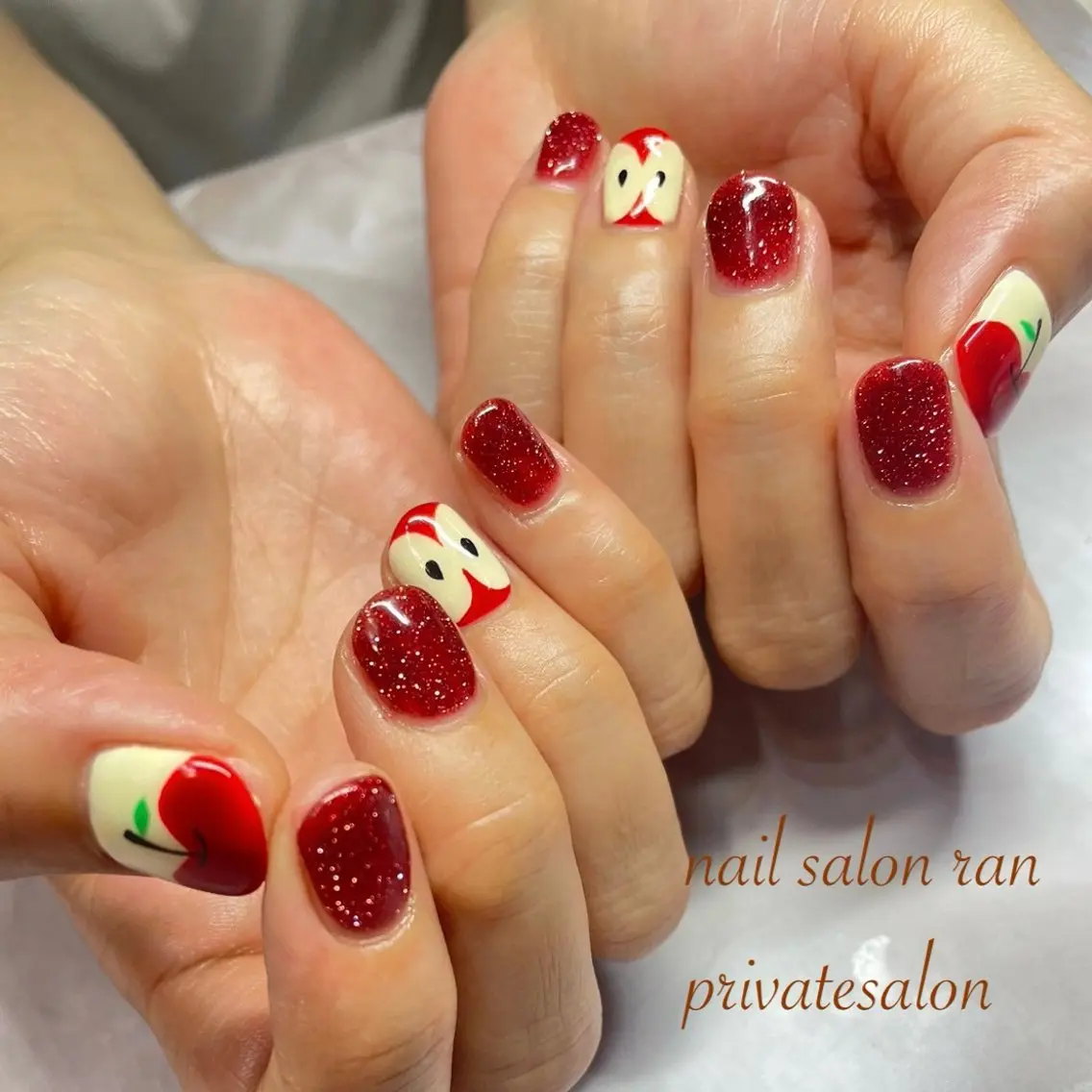 ネイル フラッシュネイル ラメ(グリッター) 赤色 ハンドネイル ハンドケア nailsalon ranのネイルデザイン