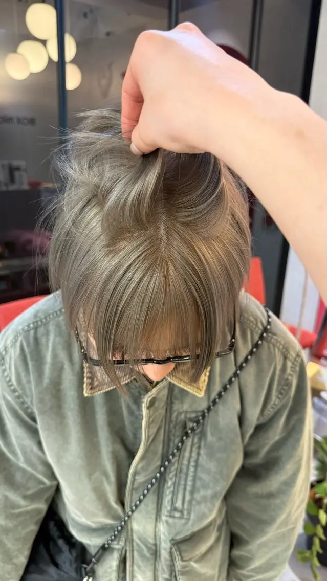 ショート カラー ヘアカラー Boxmico. / カカズ コトネのヘアスタイル
