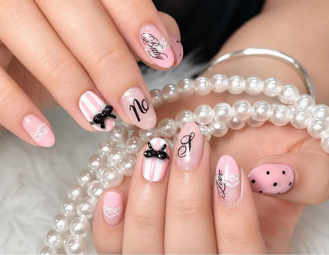 ネイル AURA NAIL 上前津のネイルデザイン