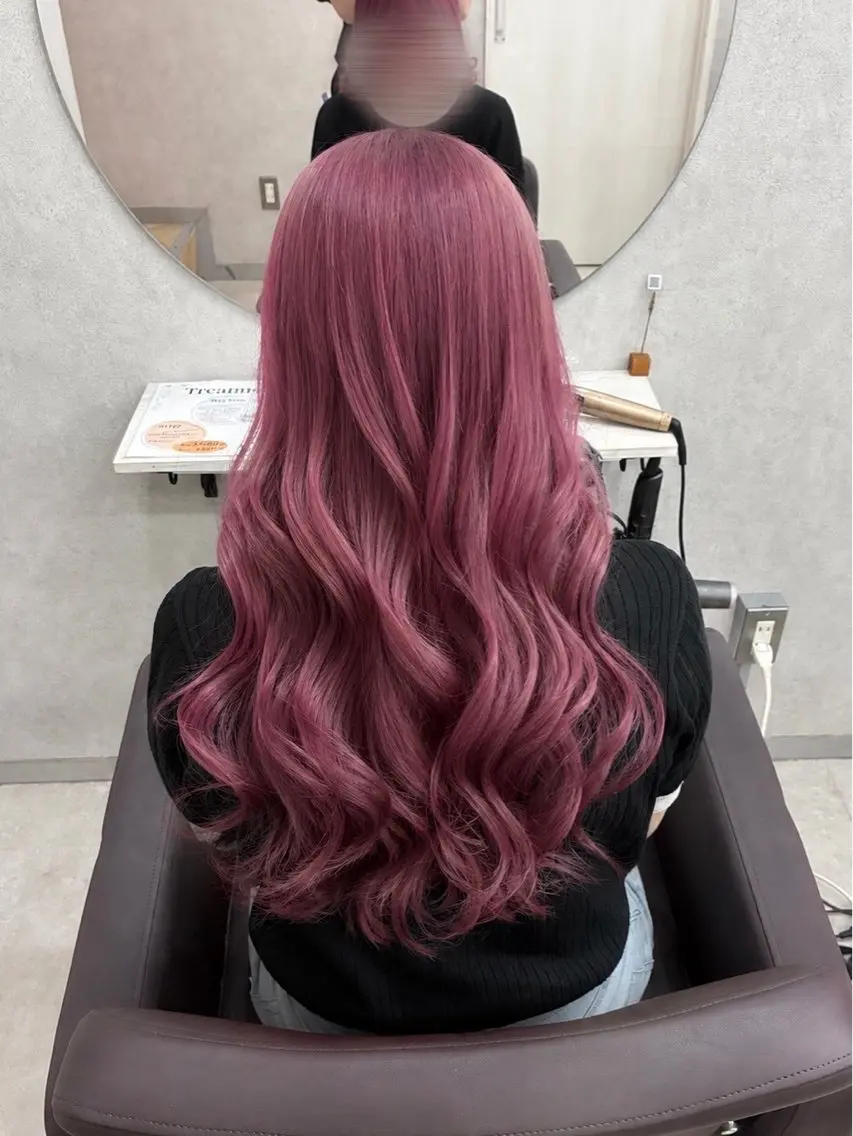 ロング 佐藤 琴海のヘアスタイル