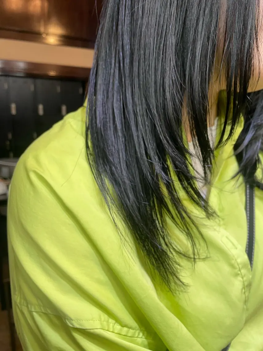 ミディアム 顔まわりレイヤー 顔周りカット レイヤーカット 安藤萌栞 /カットモデル募集のヘアスタイル